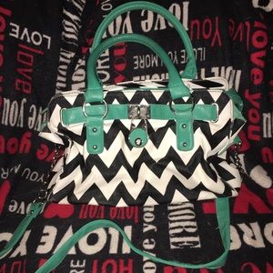 Shoulder/ crossbody bag